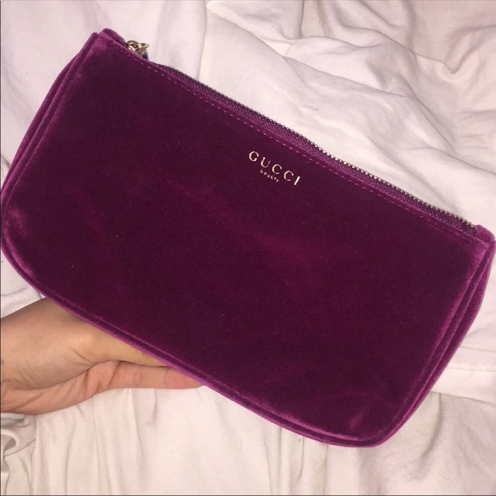 AUTHENTIC GUCCI MAKE UP BAG